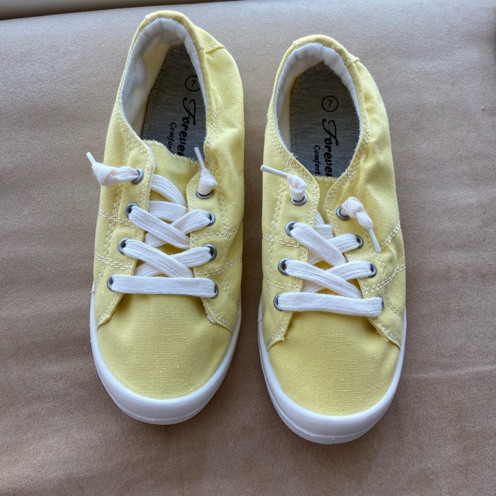 Forever Comfort Slip On Shoes